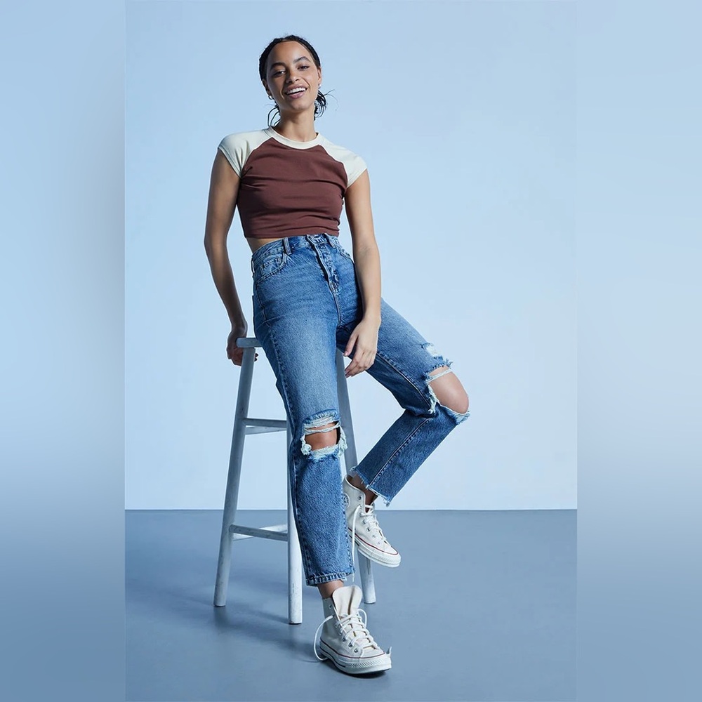 Pac Sun Distressed Curve Straight Jeans‎ 25